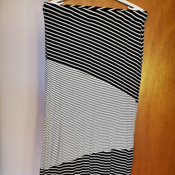 Tribal Abstract Print Maxi Skirt, Medium - Picture 1 of 4